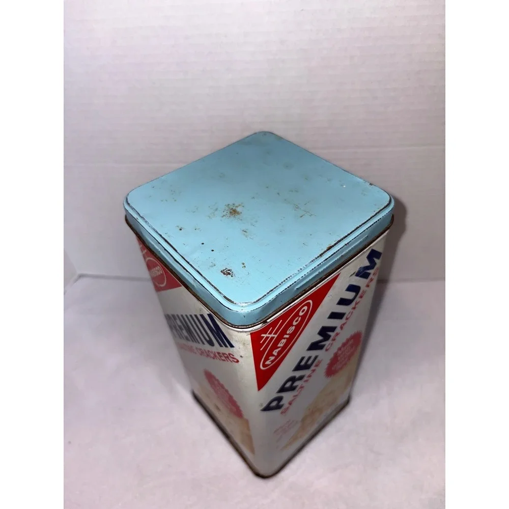 Nabisco Premium Saltine Crackers Tin 1969  Blue Lid Collectible 14oz USA Vintage